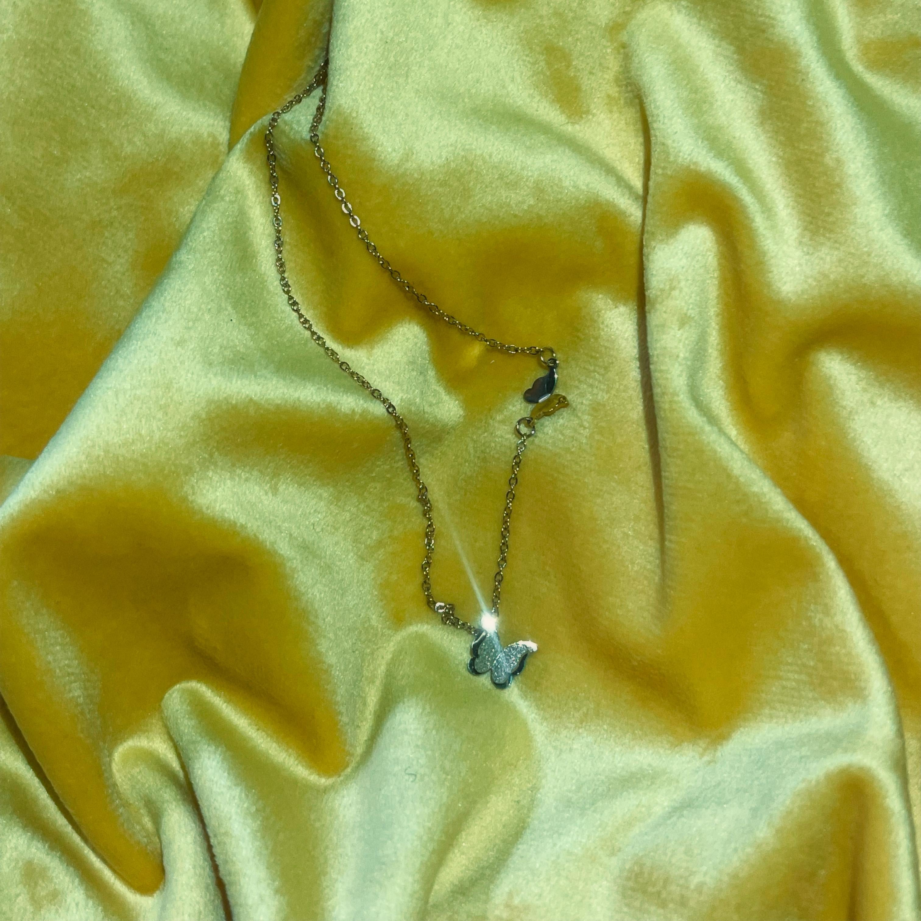 BUTTERFLY PENDANT NECKLACE