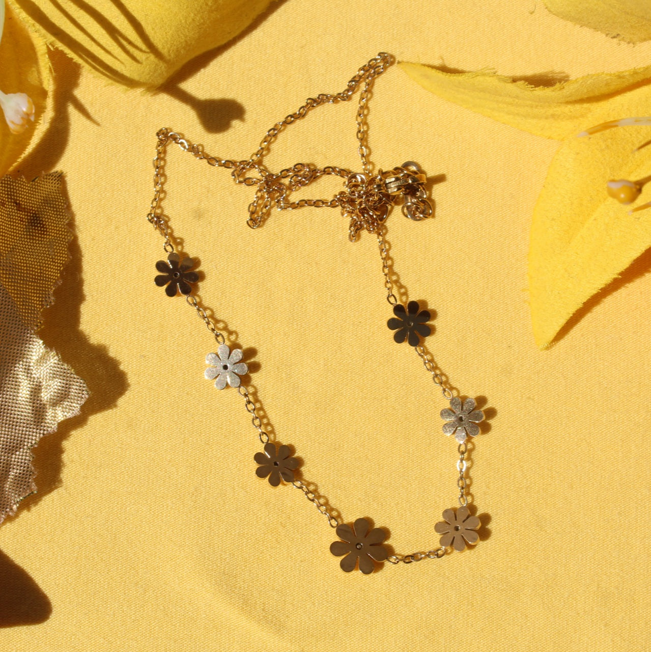 SUNFLOWER NECKLACE